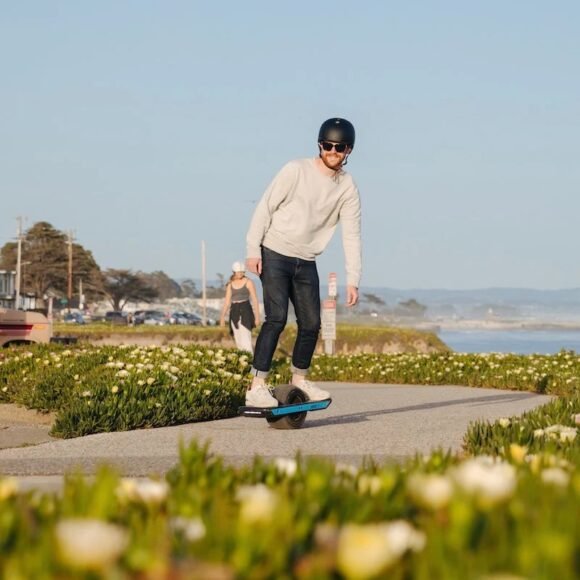 Capacete Triple 8 – Edição Onewheel