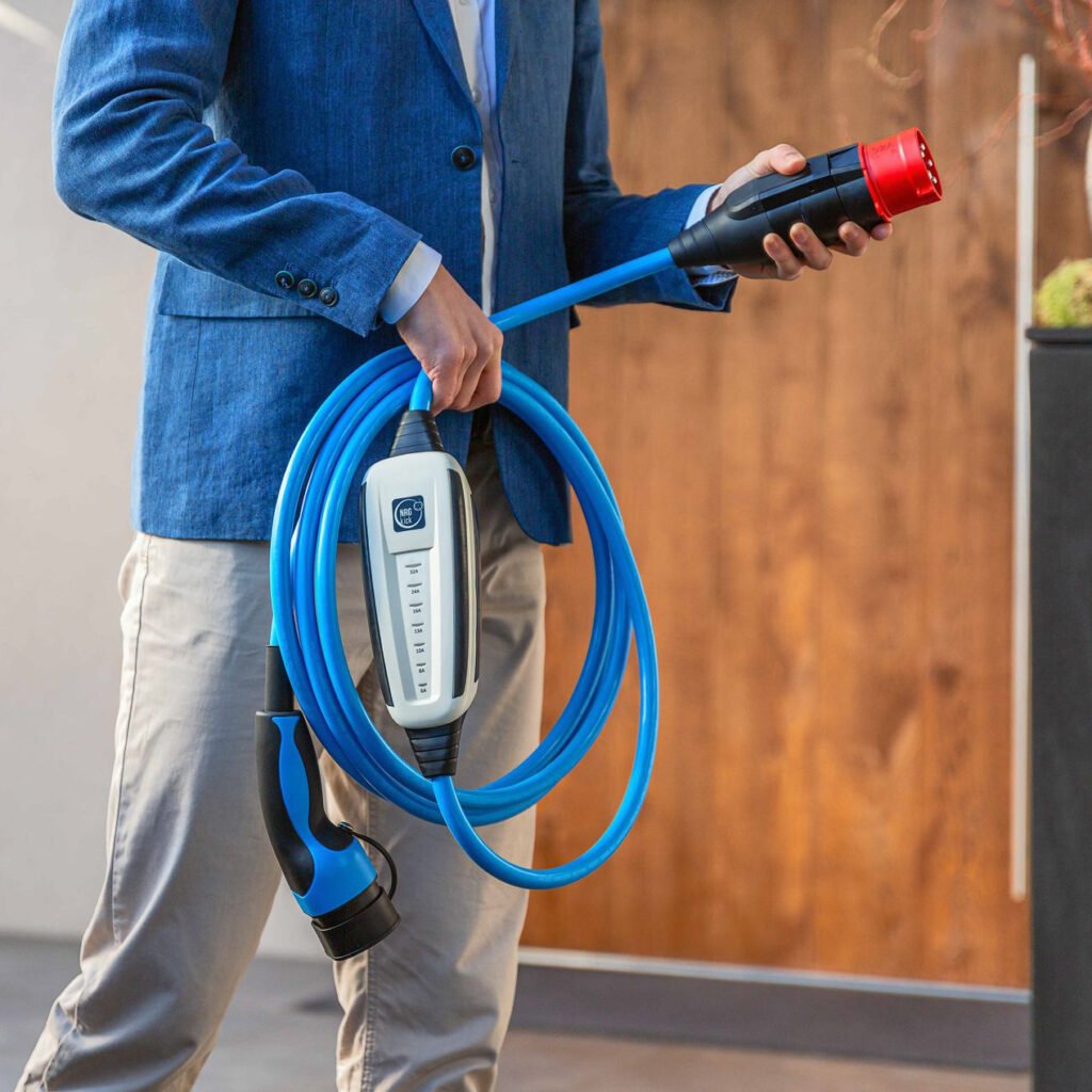 NRGkick – Bluetooth + WiFi (até 22kW)